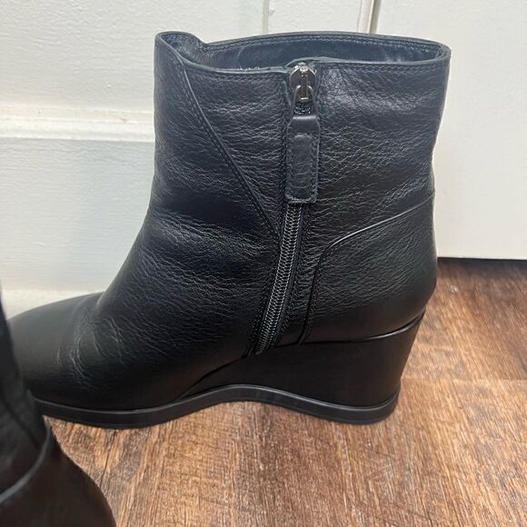 Aquatalia Black Weatherproof Judy Tumbled Calf Leather Wedge Heel Booties 9.5 - Picture 5 of 15